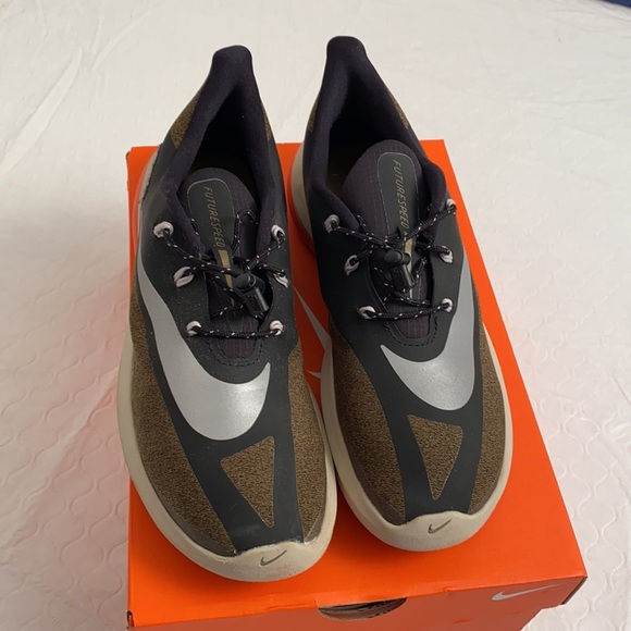 Nike Other - Nike Future Speed Shield running sneakers 6Y Black Silver Olive